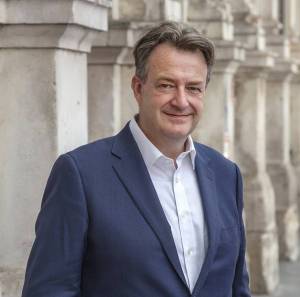 Portrait of staff member Julian Kent